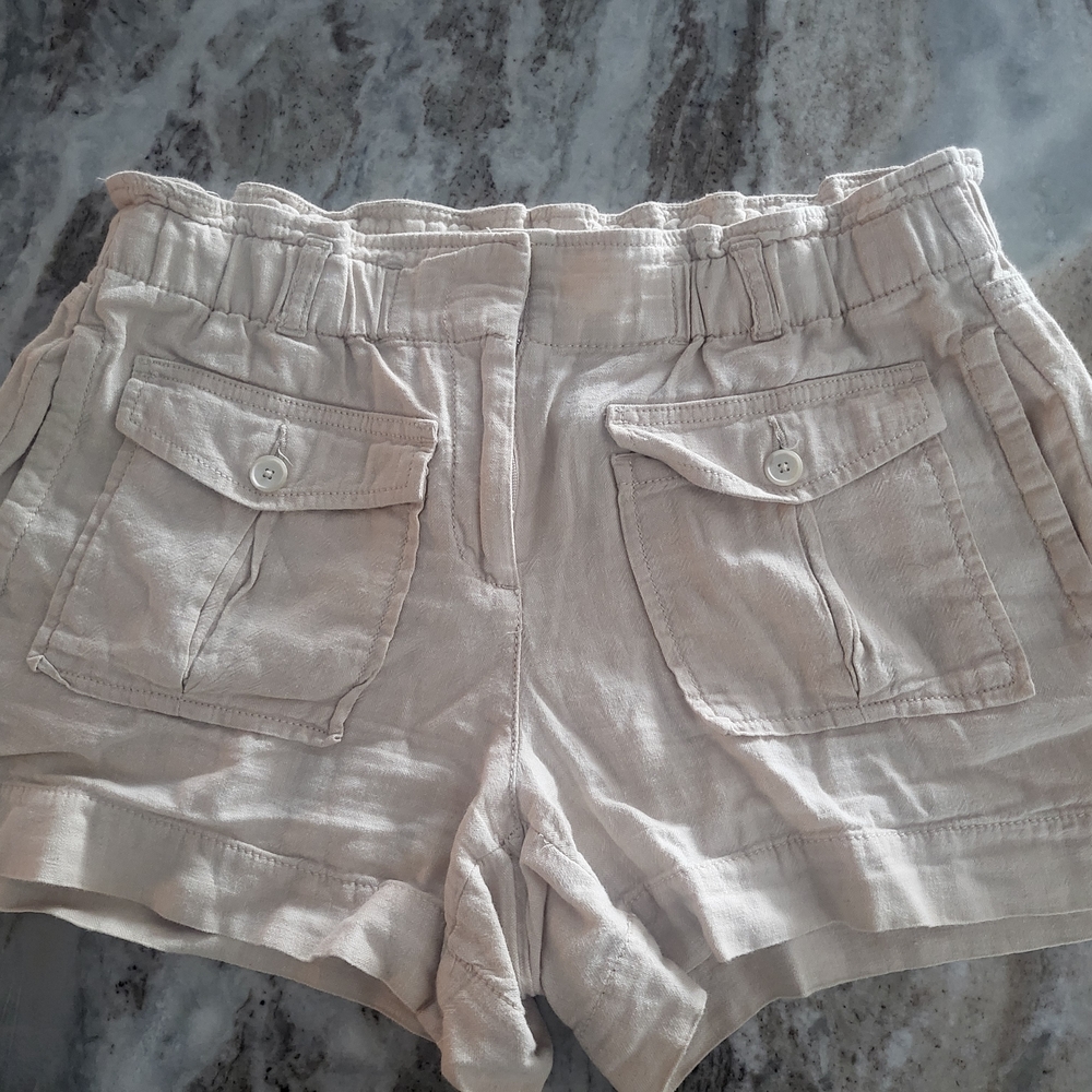 LOFT Tan Cargo Shorts with Stylish Design